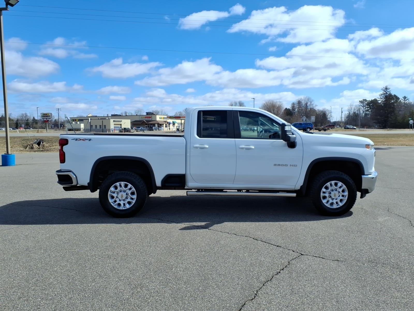 Used 2021 Chevrolet Silverado 2500HD LT with VIN 1GC2YNE75MF277525 for sale in Foley, Minnesota