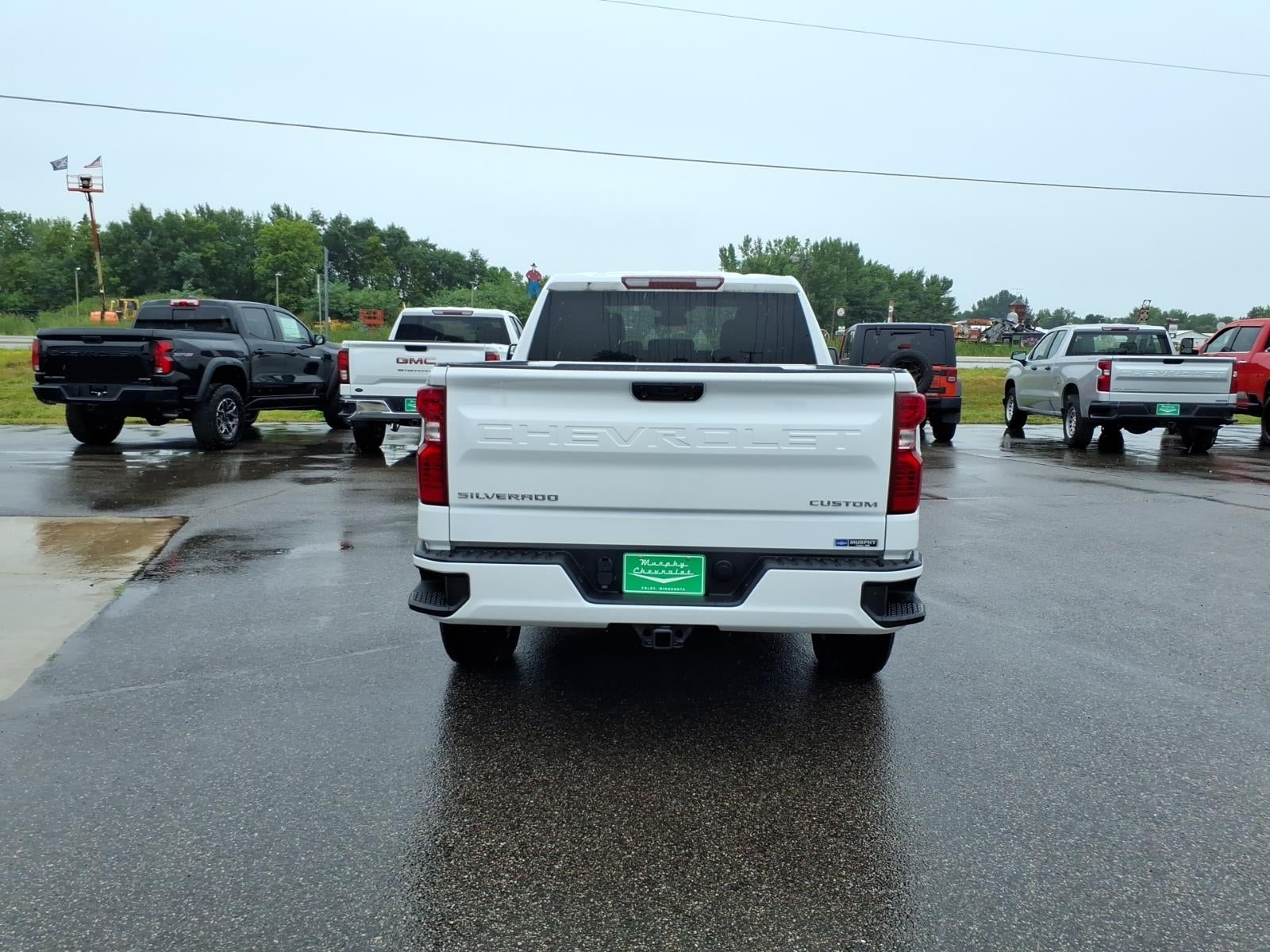 2023 Chevrolet Silverado 1500 Custom
