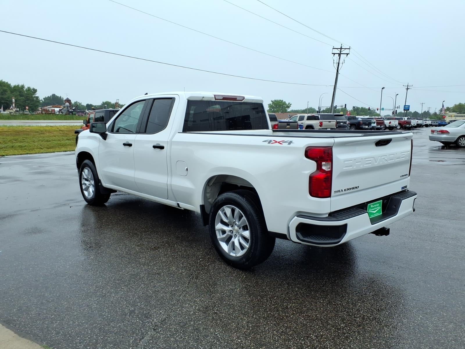 2023 Chevrolet Silverado 1500 Custom