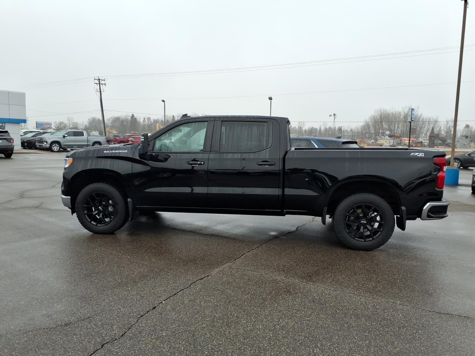 2025 Chevrolet Silverado 1500 LT