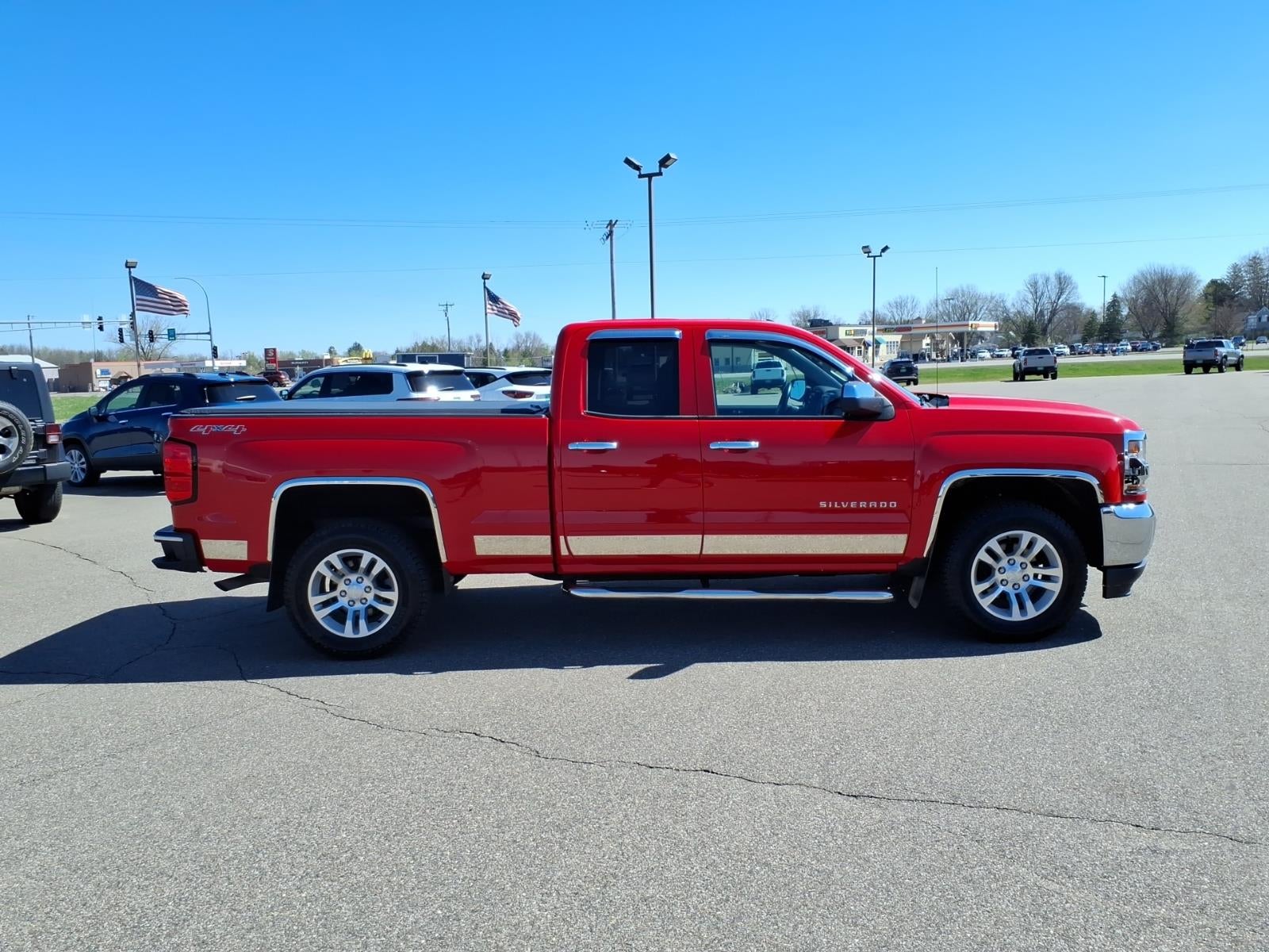 Used 2016 Chevrolet Silverado 1500 LT with VIN 1GCVKREC8GZ140648 for sale in Foley, Minnesota