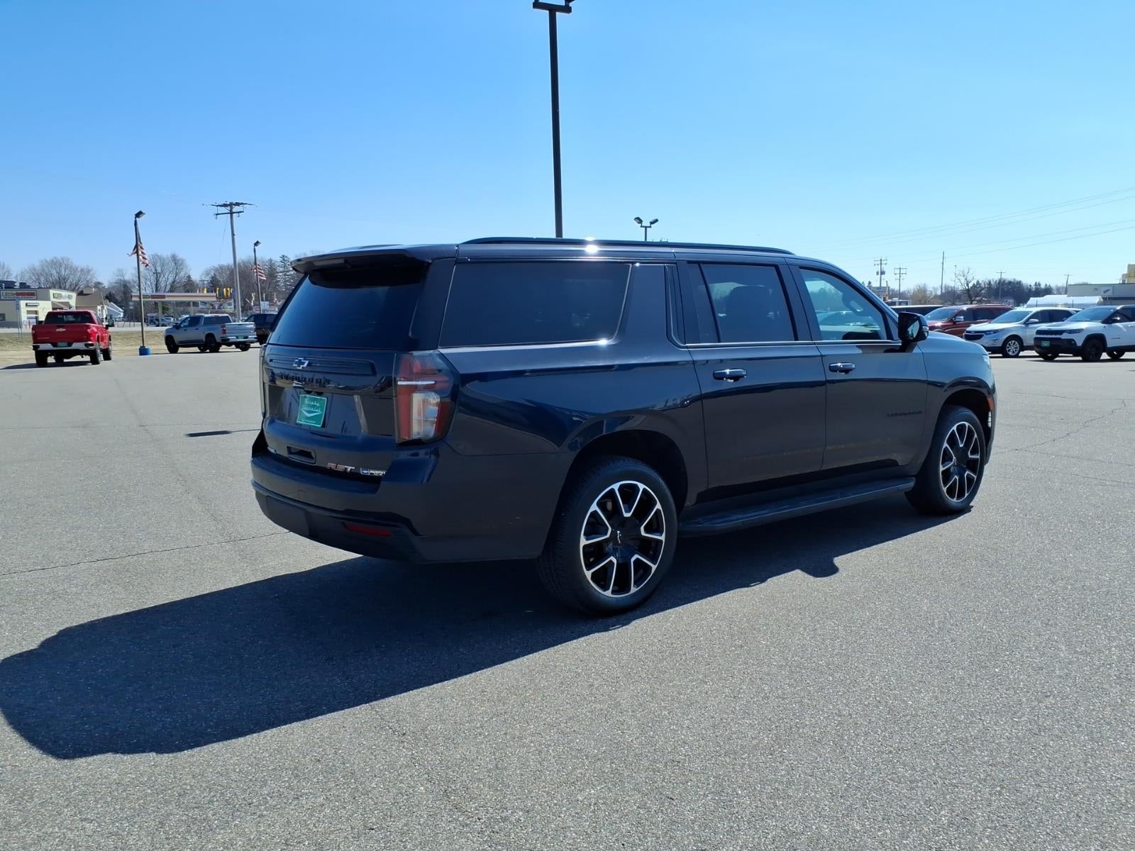 2023 Chevrolet Suburban RST