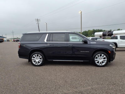 2022 Chevrolet Suburban High Country