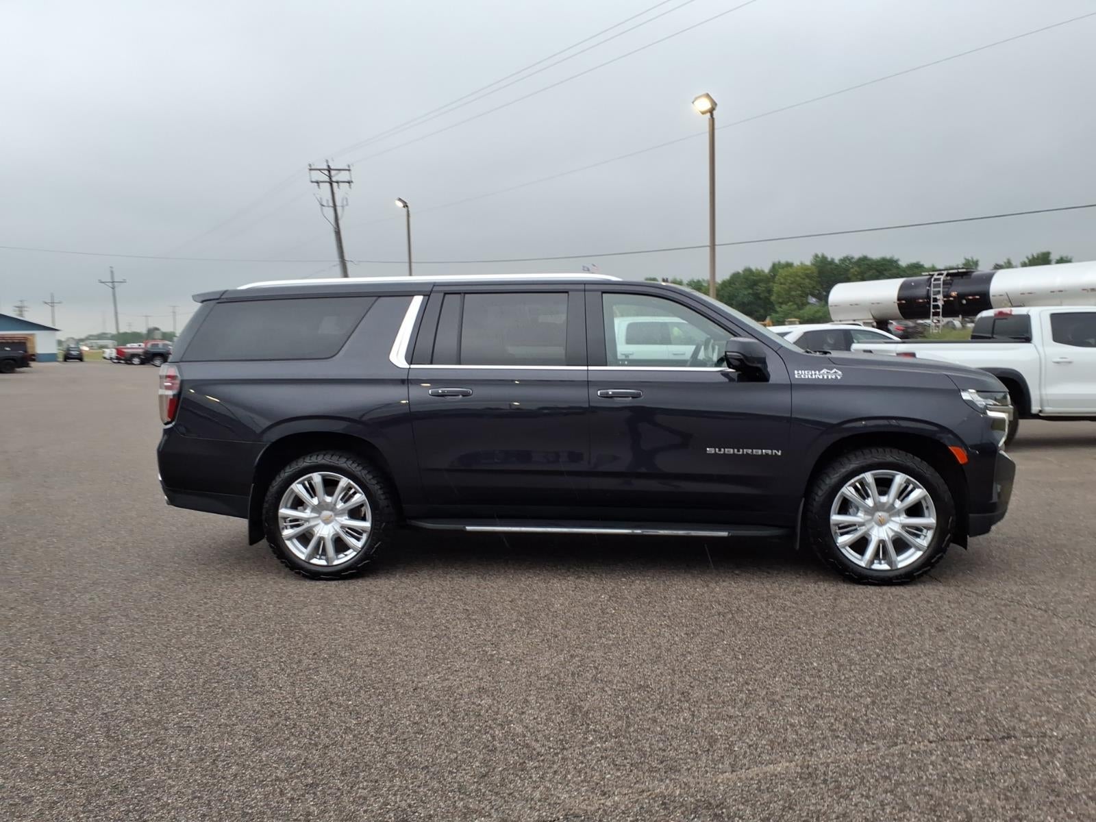 2022 Chevrolet Suburban High Country
