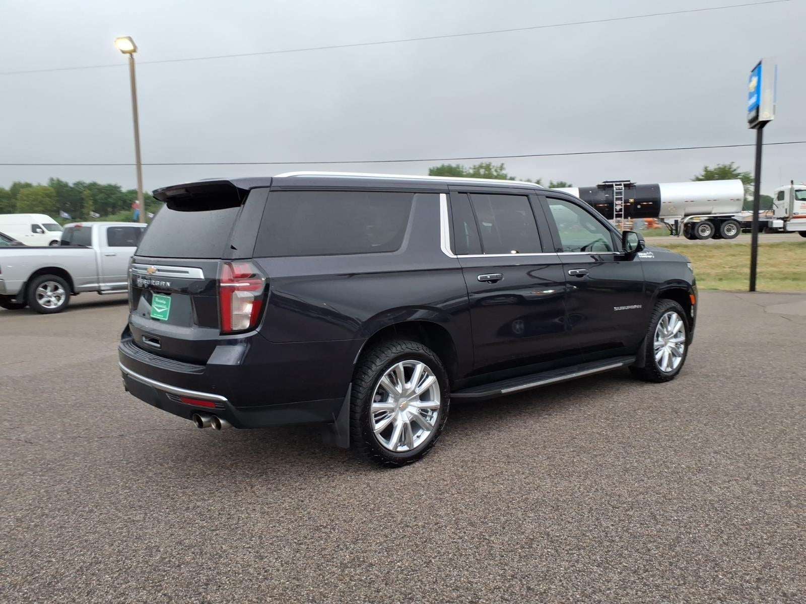 2022 Chevrolet Suburban High Country