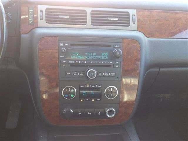 2012 Chevrolet Suburban LT