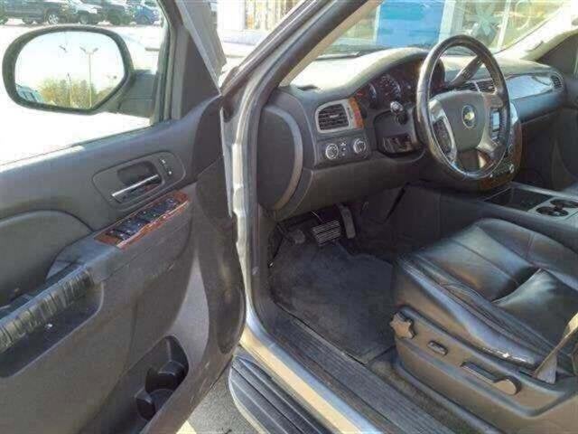 2012 Chevrolet Suburban LT