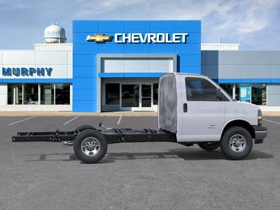 2026 Chevrolet Express Cutaway 3500 1WT