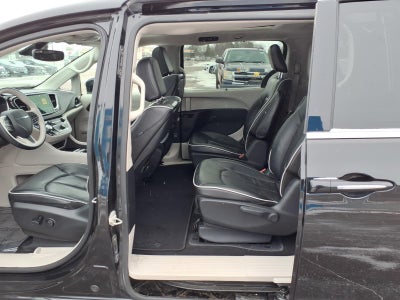 2021 Chrysler Pacifica Hybrid Limited