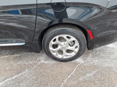 2021 Chrysler Pacifica Hybrid Limited