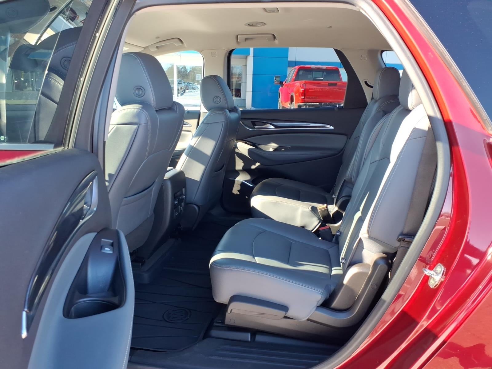 2020 Buick Enclave Essence