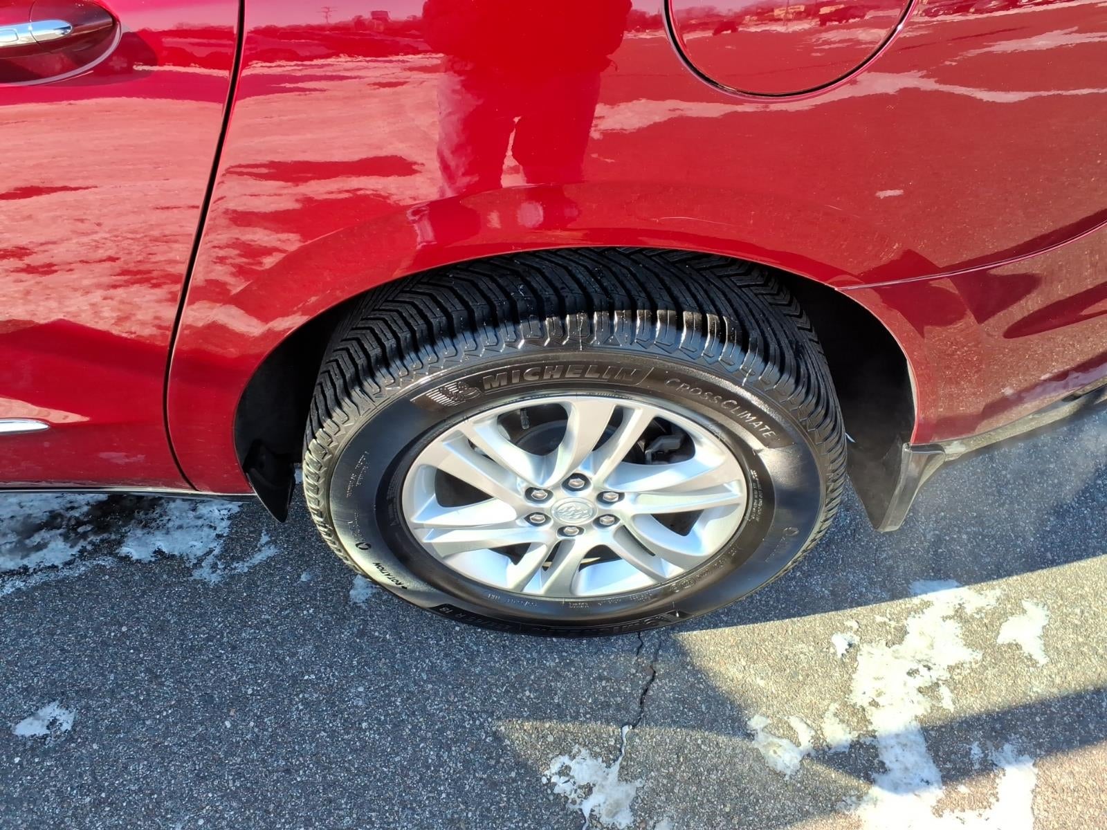 2020 Buick Enclave Essence